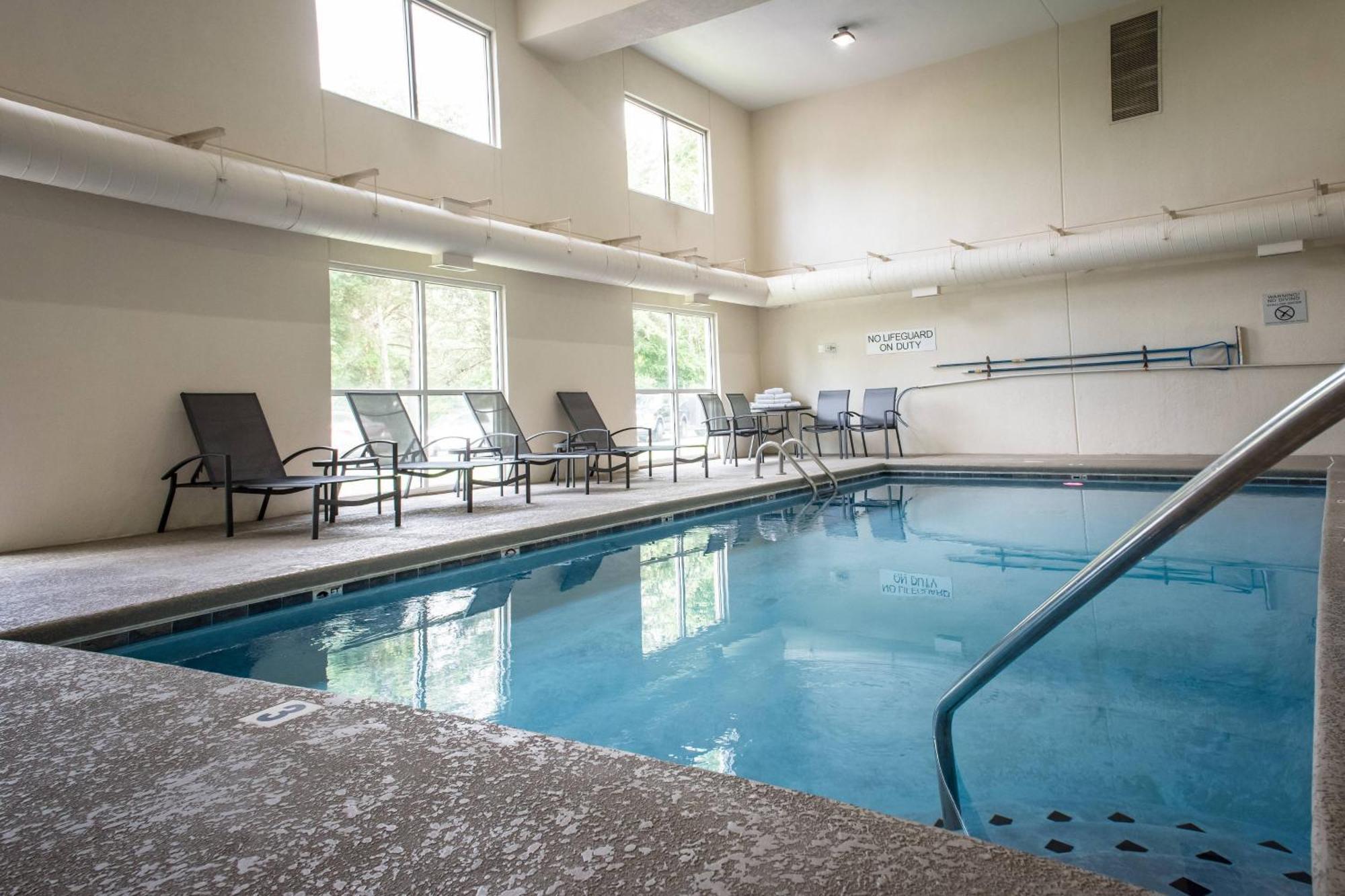 Fairfield Inn & Suites By Marriott Knoxville/East Facilidades foto