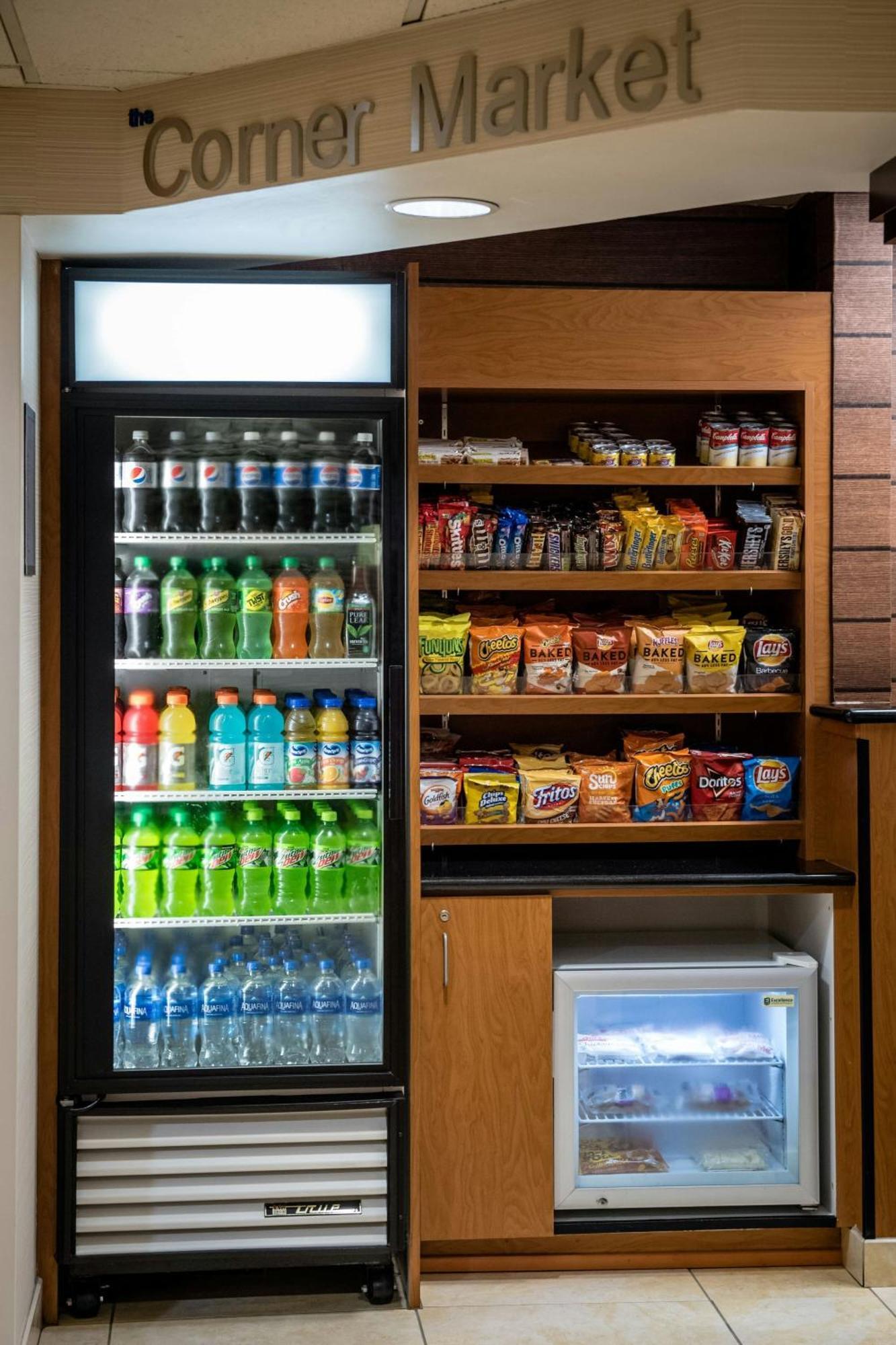 Fairfield Inn & Suites By Marriott Knoxville/East Facilidades foto